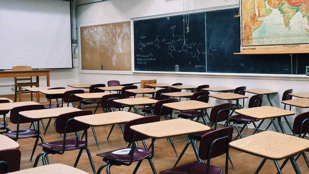 Plus de 1 500 postes de professeurs des écoles non pourvus aux concours enseignants
