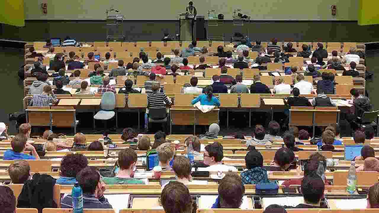 « Ça devient une dictature » : climat de terreur contre le RN dans les facs
