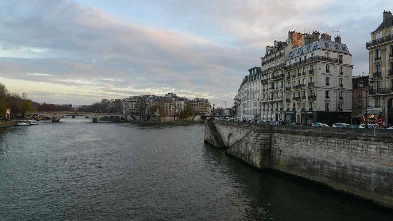 JO de Paris 2024 : Annulation du premier entraînement de triathlon pour cause de pollution de la Seine