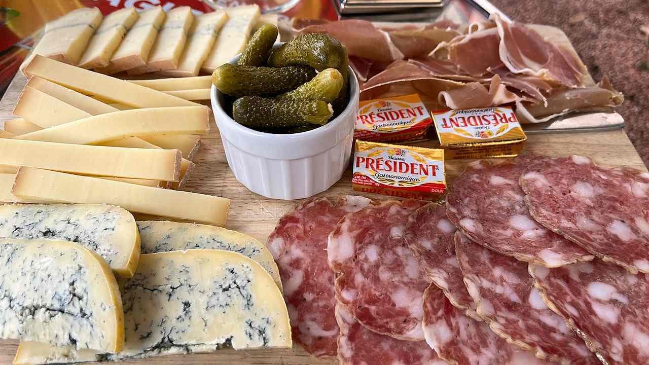 Vénissieux : sous pression islamiste, une boulangerie renonce à vendre du porc