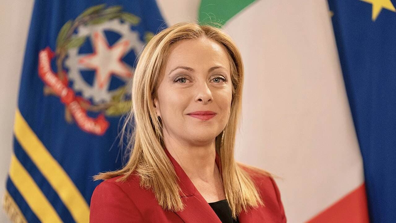 Italie : la politique de Giorgia Meloni fait chuter l’immigration clandestine… qui se détourne vers l’Espagne et la Grèce