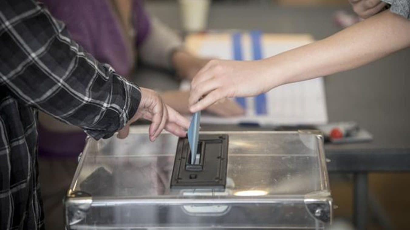 Référendum sur la privatisation d’ADP : la collecte des signatures débute