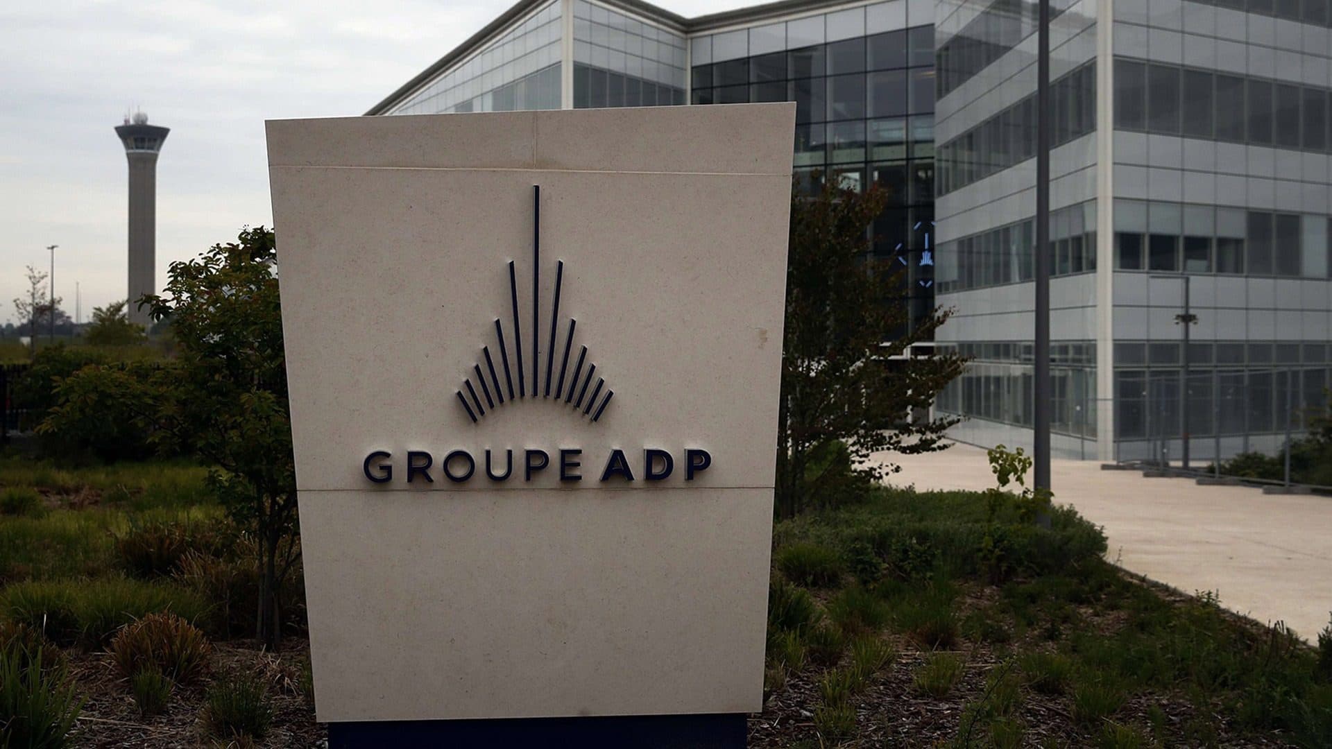 Référendum ADP : le compteur dépasse les 286 000 soutiens (et les 6%)