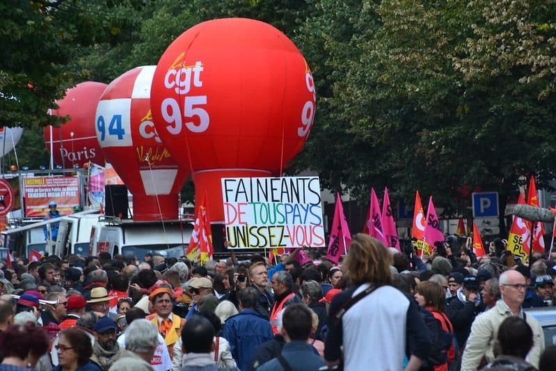 Pas de convergence des luttes : « l’ultragauche » toujours au service de l’oligarchie