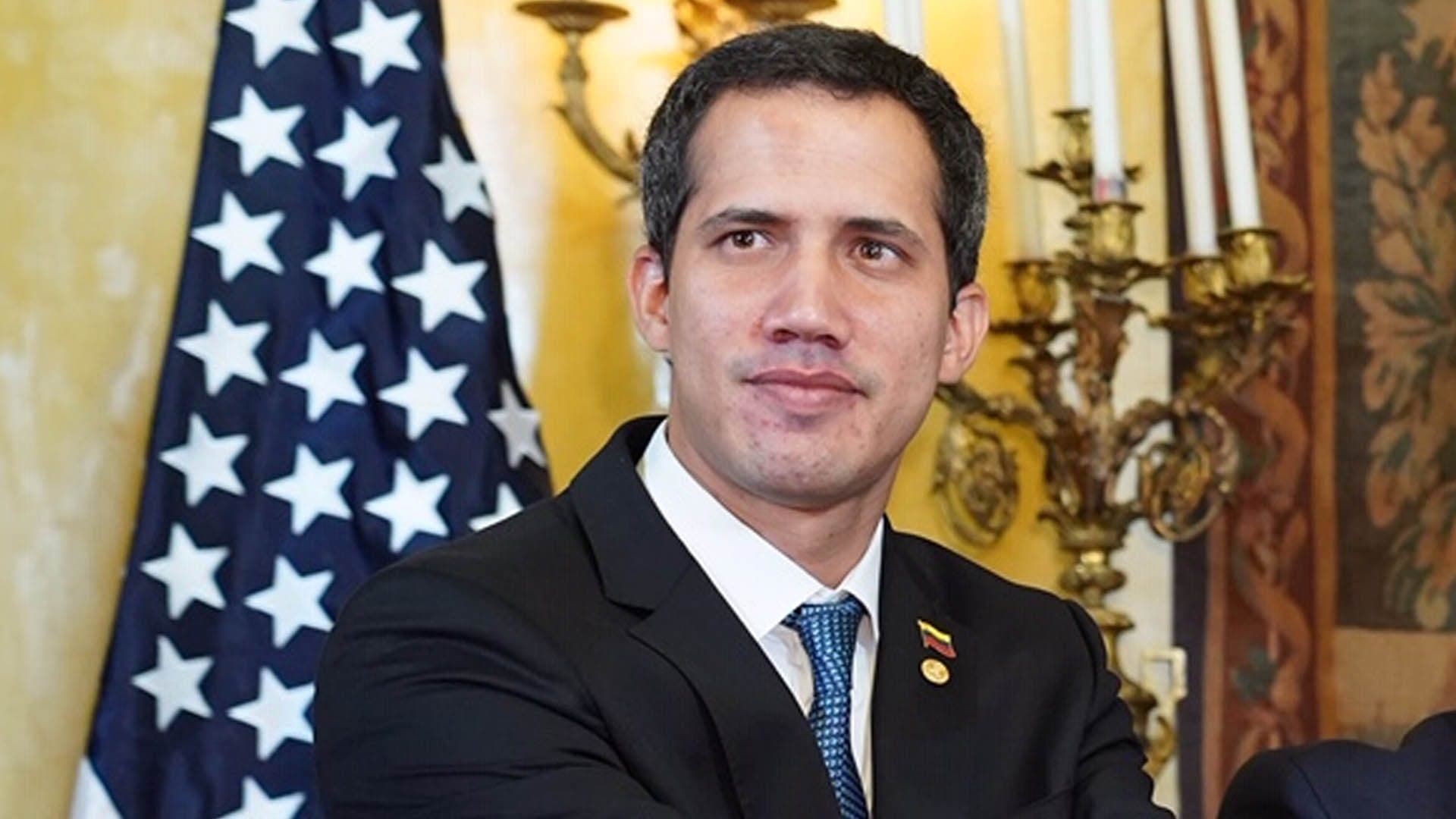 Le fugitif Juan Guaido se cache à l'ambassade de France à Caracas, affirme le gouvernement vénézuélien