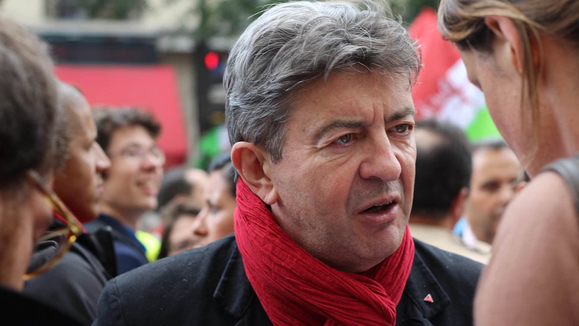 Pour Jean-Luc Mélenchon, ceux qui parlent de « privilège blanc » « n'ont jamais vu un blanc pauvre »