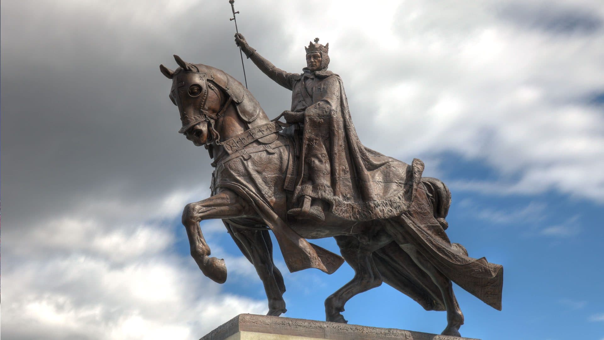 Appels à retirer une statue du roi français Louis IX dans le Missouri pour antisémitisme