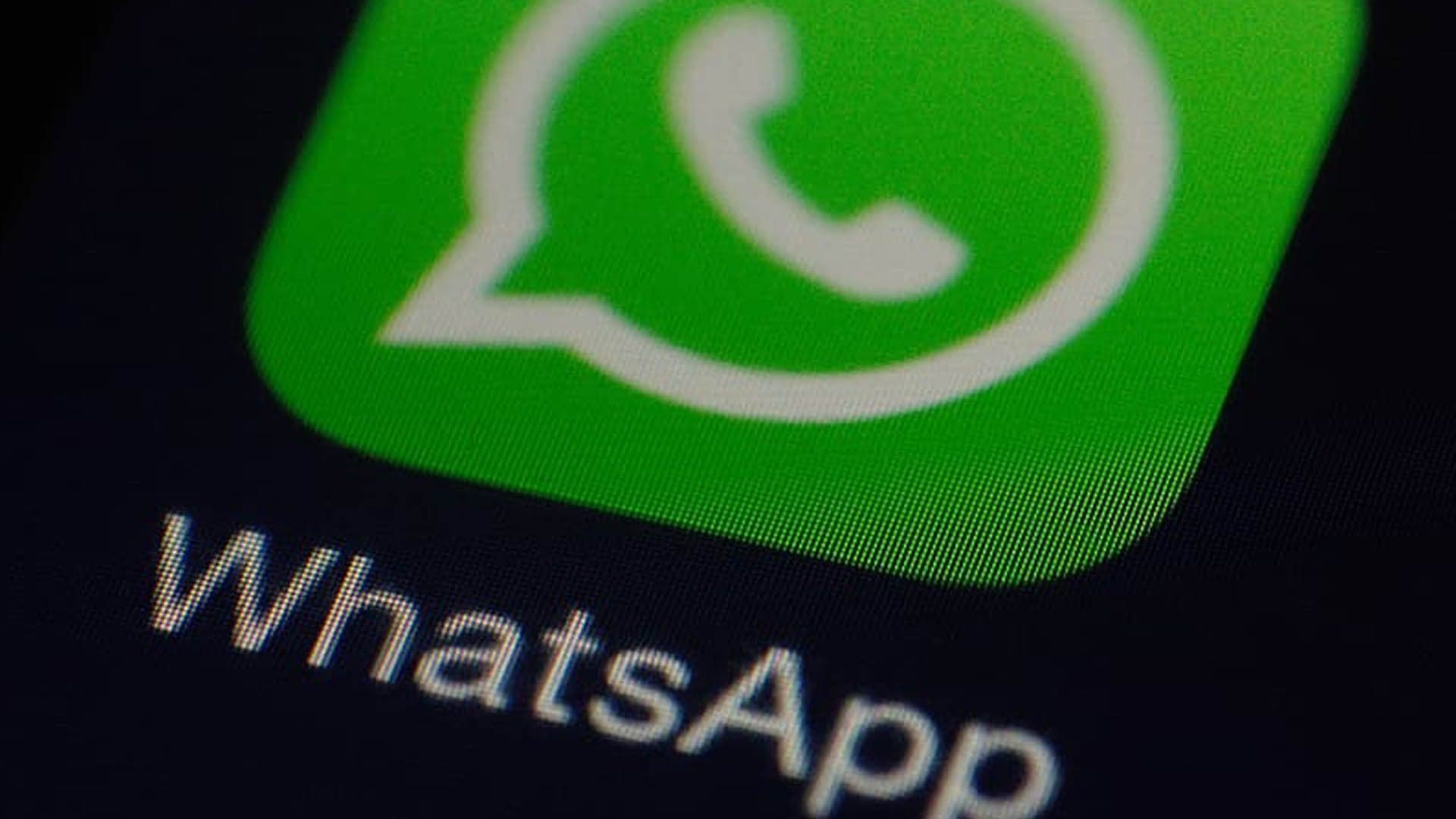 WhatsApp : Des modérateurs pourront lire les messages privés des utilisateurs