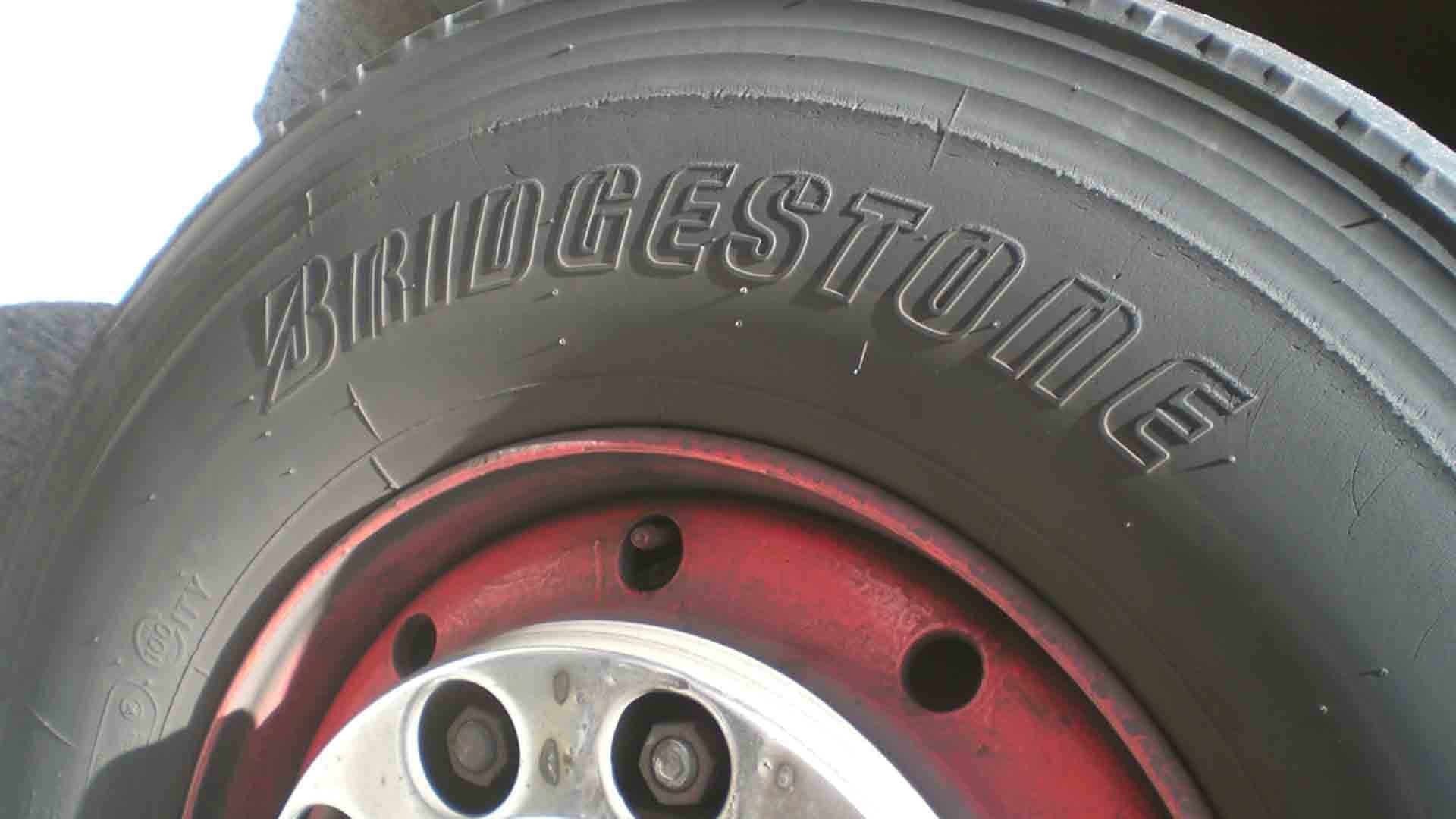 Face à la capitulation du gouvernement, Bridgestone ferme son usine de Béthune : 863 salariés sur le carreau