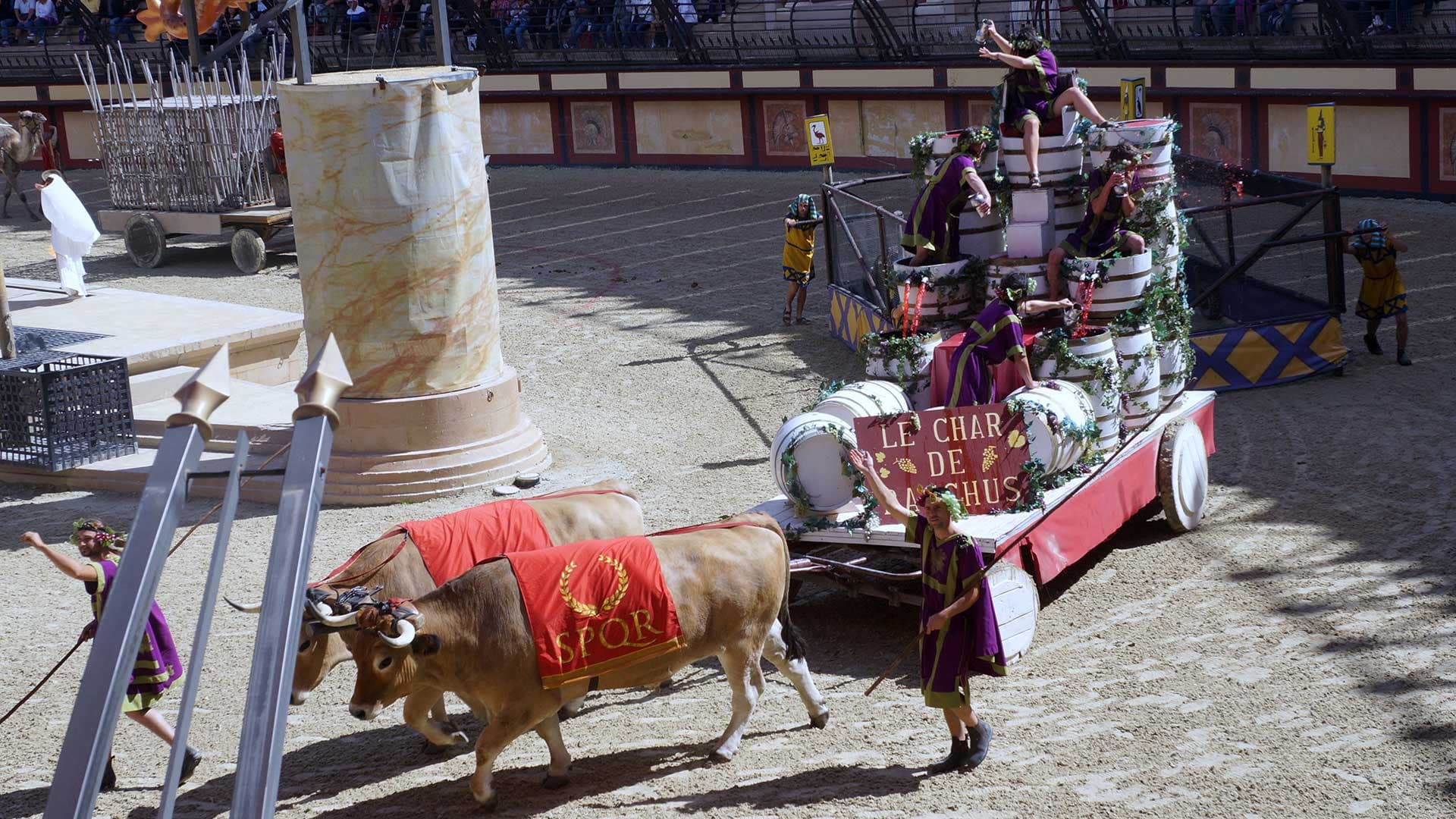 Puy du Fou : chats dévorés, agneau vivant au congélateur, des employés évoquent de graves maltraitances animales