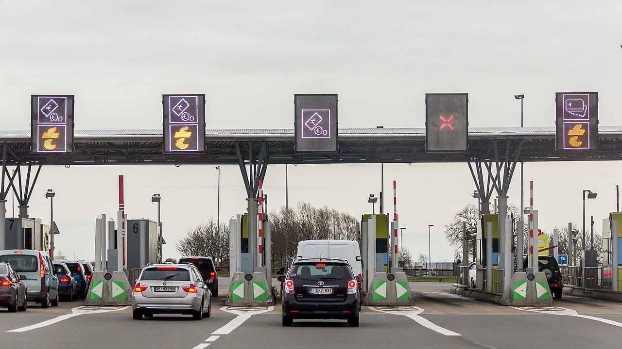 Autoroutes : Vinci annonce une hausse de 2,7 % sur le prix de ses péages au 1er février