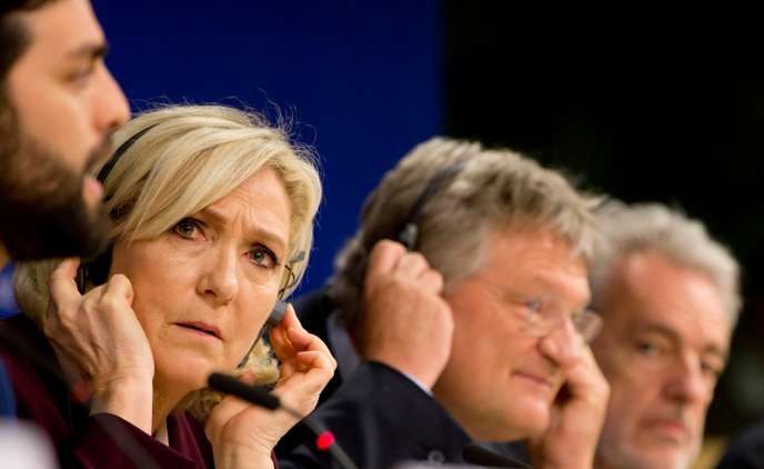 Affaire des assistants parlementaires européens : les échanges qui accablent le RN