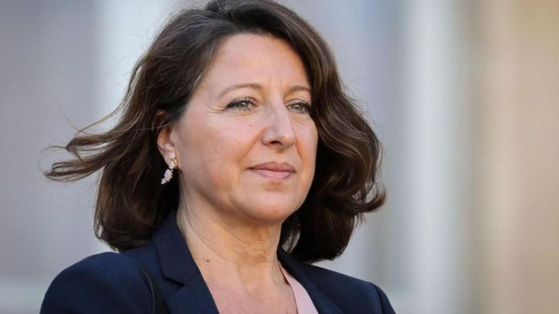 Agnès Buzyn a passé une soirée tendue aux urgences de La Rochelle