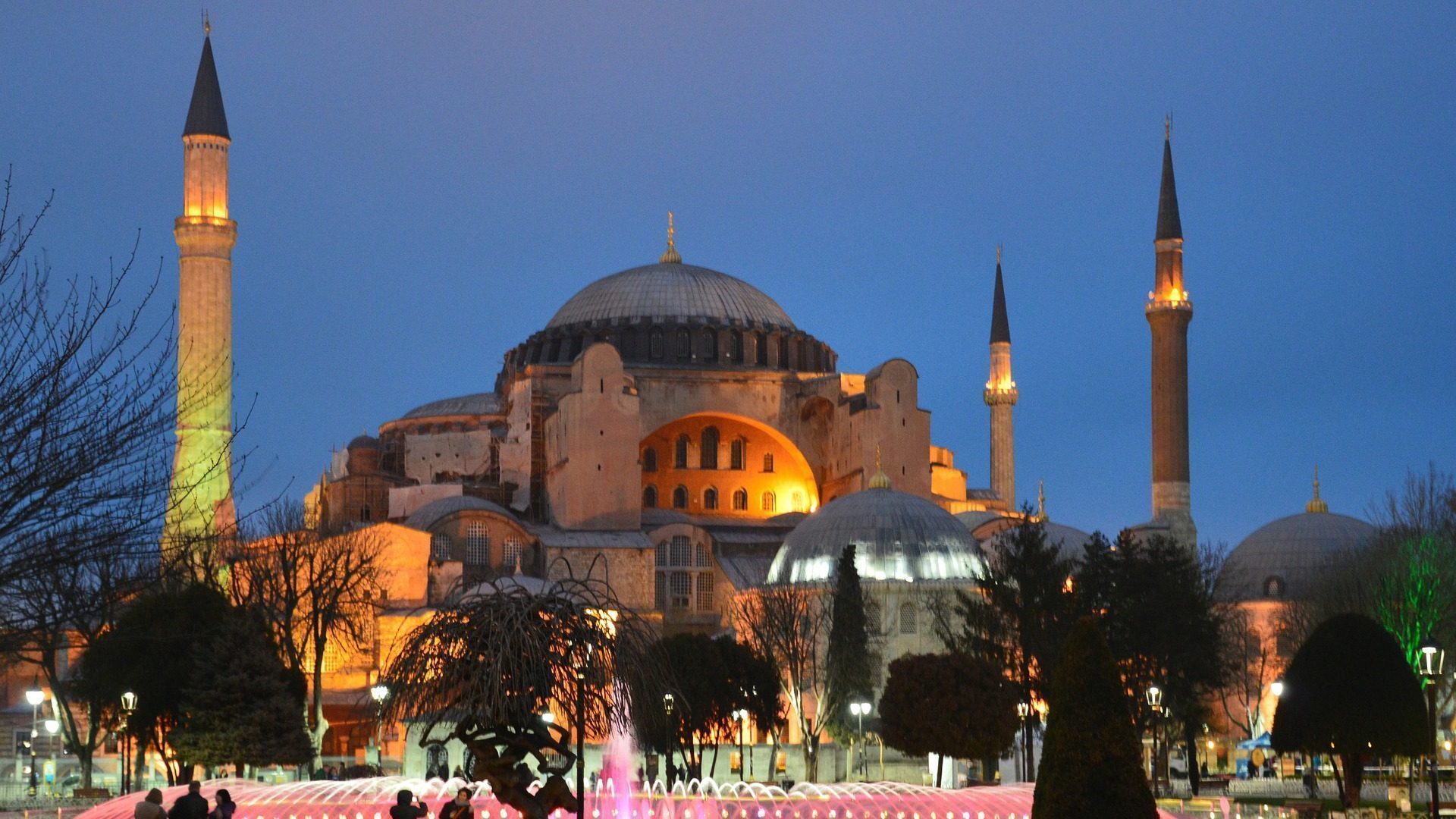 Sainte-Sophie : Erdogan fait du musée une mosquée