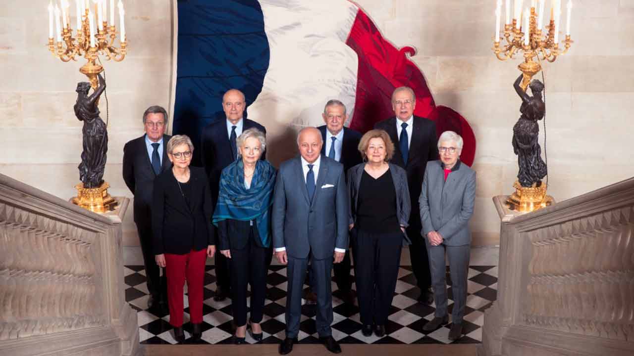Conseil constitutionnel : les rémunérations ont explosé illégalement !