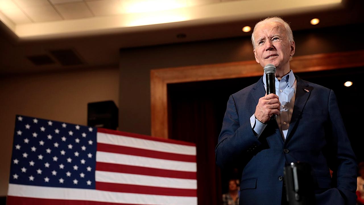 « Les Américains qui refusent un job perdront leurs allocations de chômage » : la Bidenmania a ses limites
