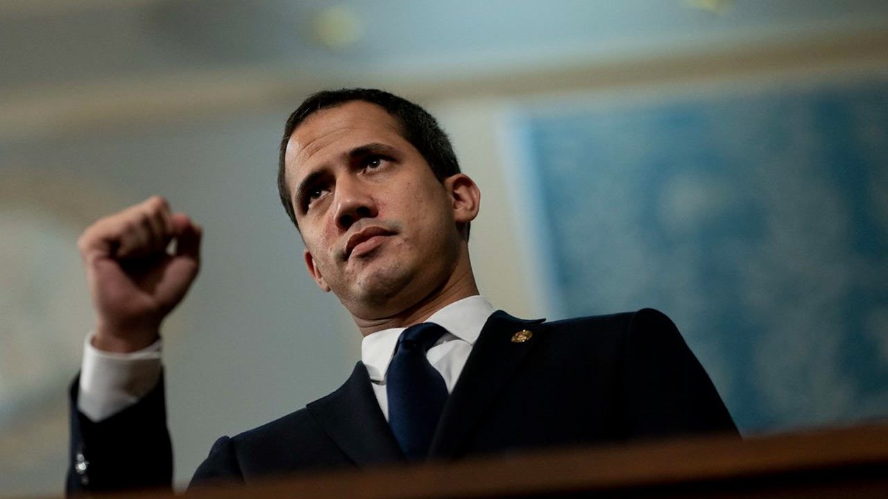 Les USA donnent jusqu'au 1er décembre 2021 à Guaido pour renverser Maduro
