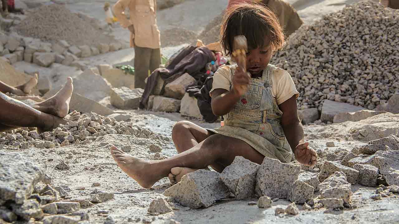 160 millions d'enfants forcés à travailler à travers le monde, un chiffre en hausse pour la première fois depuis vingt ans