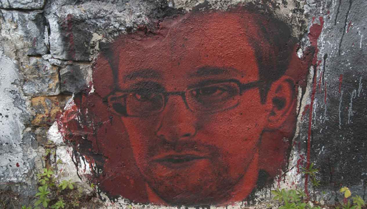« Ils peuvent rechercher n'importe quoi » : Snowden s'inquiète des nouveaux outils numériques d'Apple