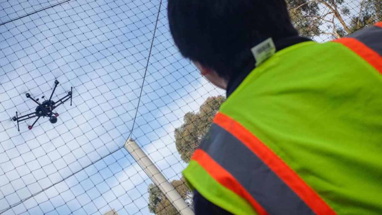 La Macronie veut imposer la surveillance par drone à travers un nouveau projet de loi