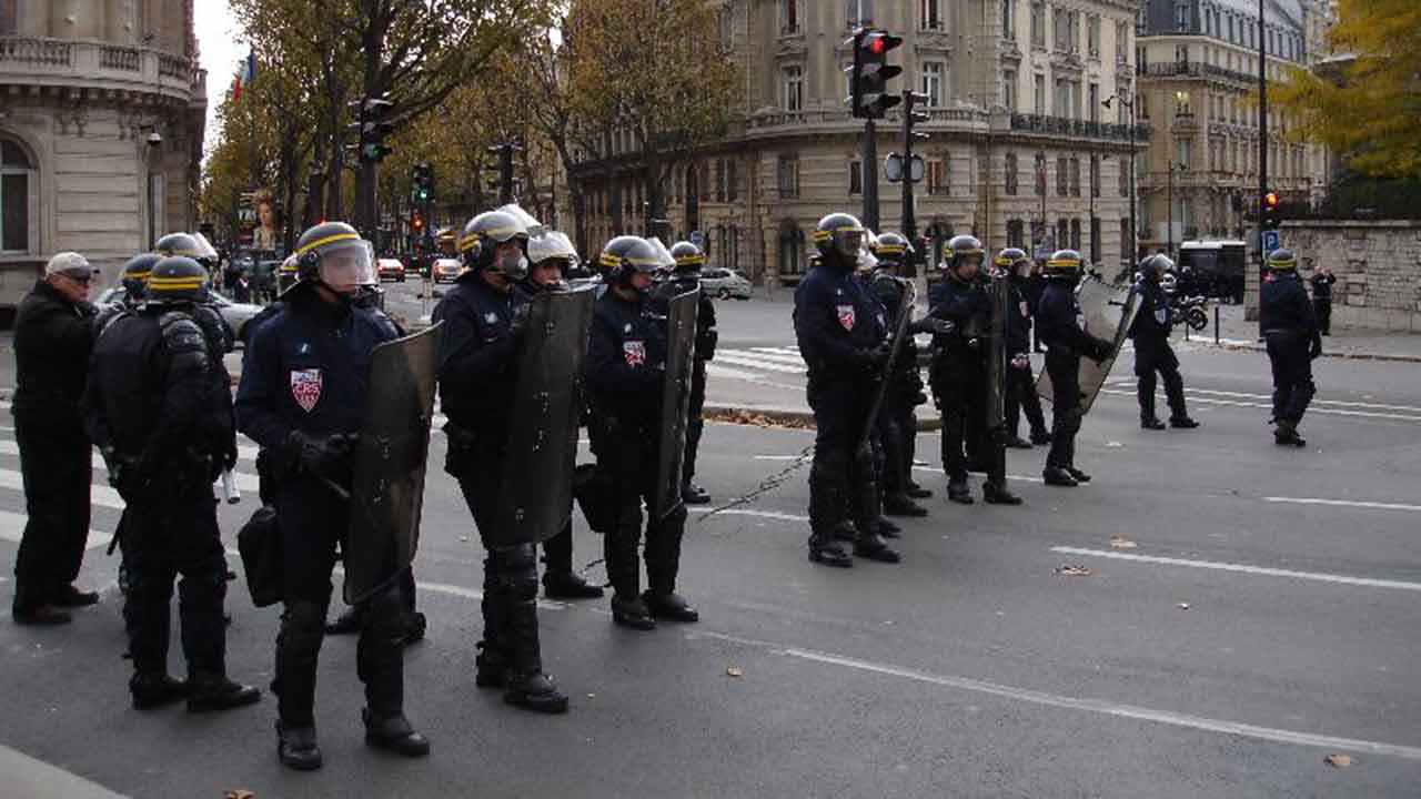 La tentation néolibérale autoritaire de l’oligarchie mondialisée