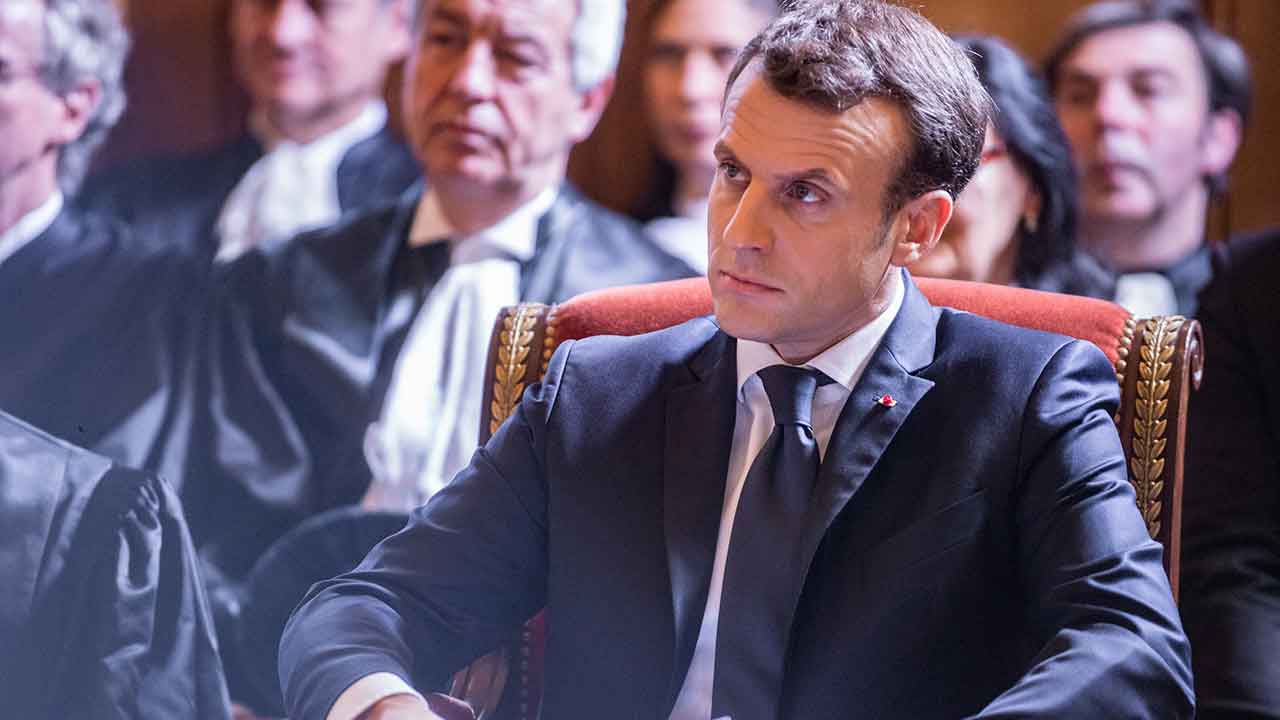 SMS de Macron dévoilé : la crise des sous-marins se ranime