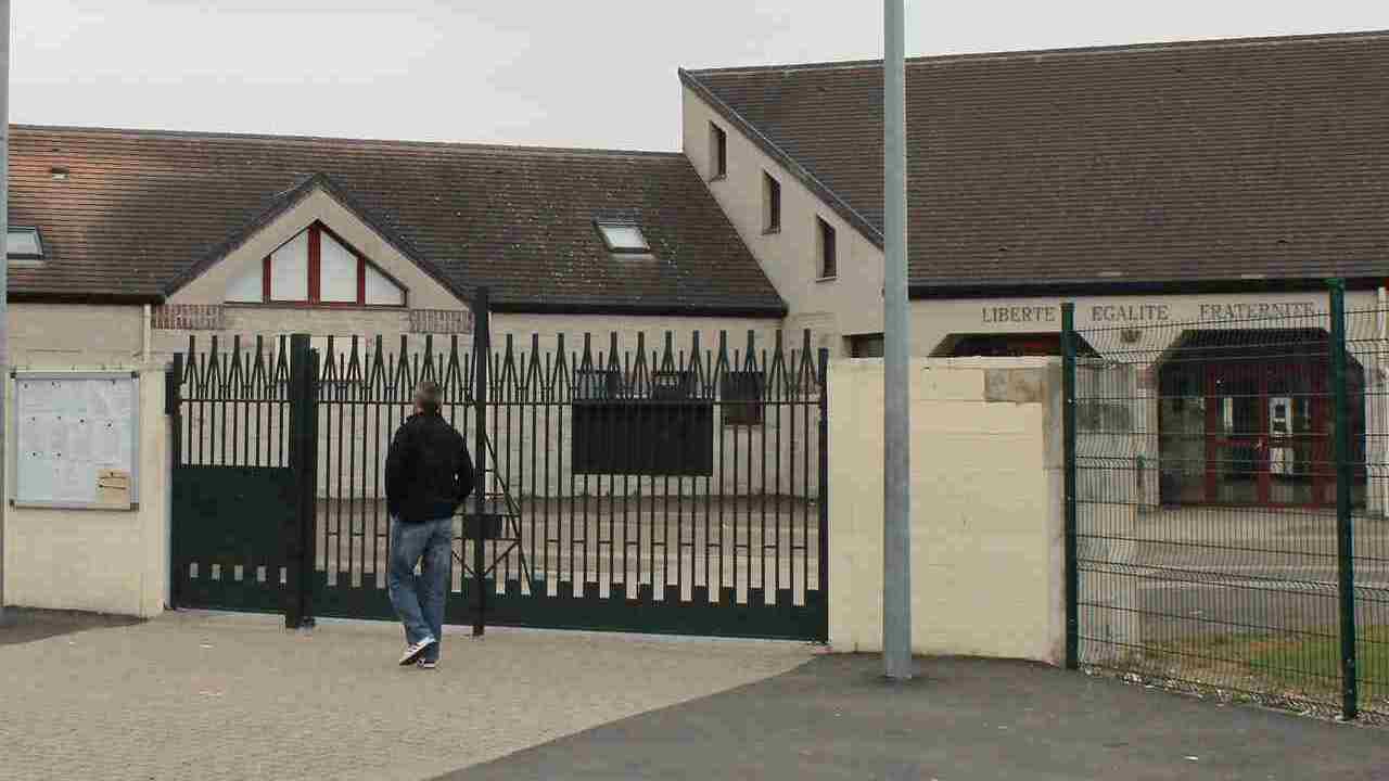 « Calomnie et diffamation »: au collège Cartier (78), les profs inquiets lancent un appel au secours